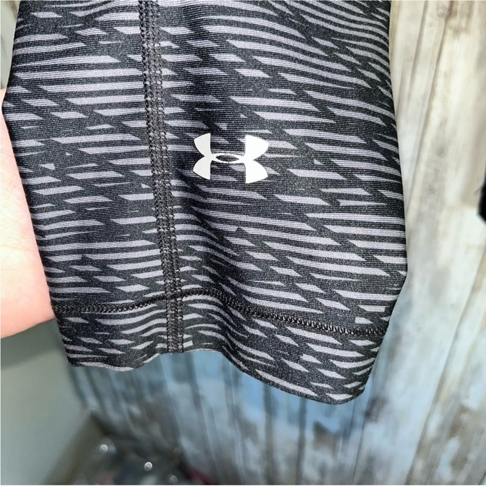 Under Armor Black Printed Compression Leggings - Picture 6 of 7